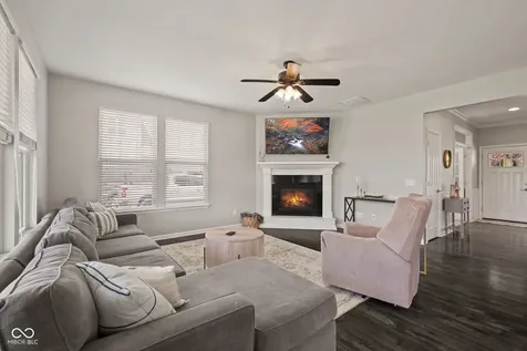 15611 Slip Anchor Lane Fishers IN 46040