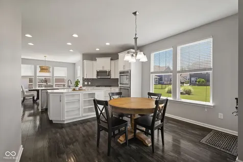 15611 Slip Anchor Lane Fishers IN 46040