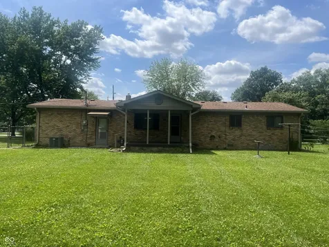4221 Solun Road Indianapolis IN 46221