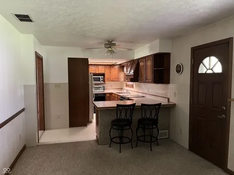 4221 Solun Road Indianapolis IN 46221