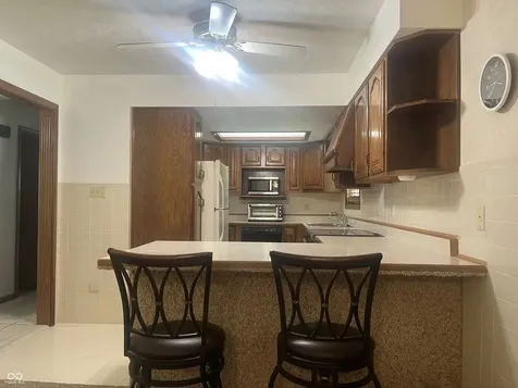 4221 Solun Road Indianapolis IN 46221