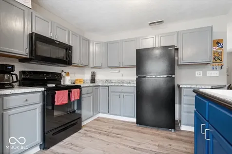 11770 Sand Creek Boulevard Fishers IN 46037