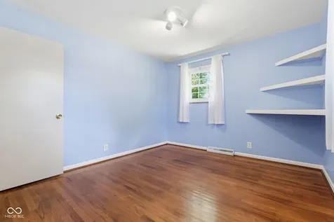2323 S Sheridan Avenue Indianapolis IN 46203