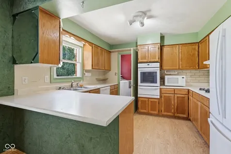 2323 S Sheridan Avenue Indianapolis IN 46203