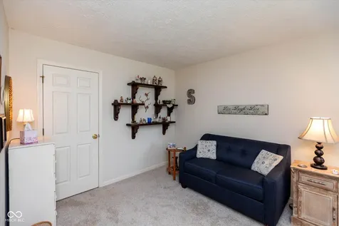 7086 Steinmeier Drive W Indianapolis IN 46220
