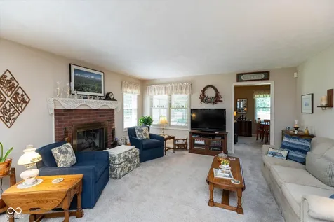 7086 Steinmeier Drive W Indianapolis IN 46220