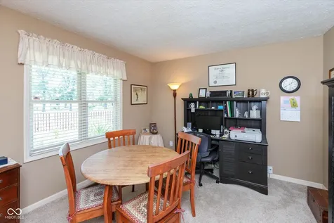 7086 Steinmeier Drive W Indianapolis IN 46220