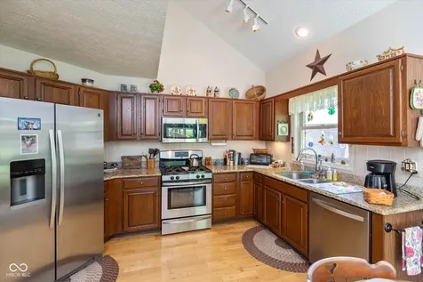 7086 Steinmeier Drive W Indianapolis IN 46220