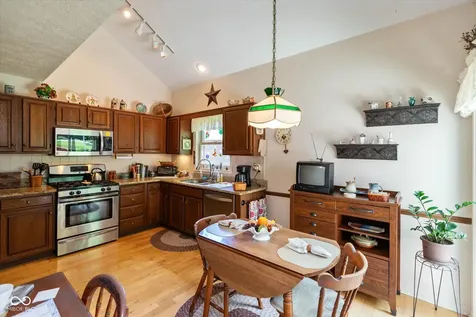 7086 Steinmeier Drive W Indianapolis IN 46220