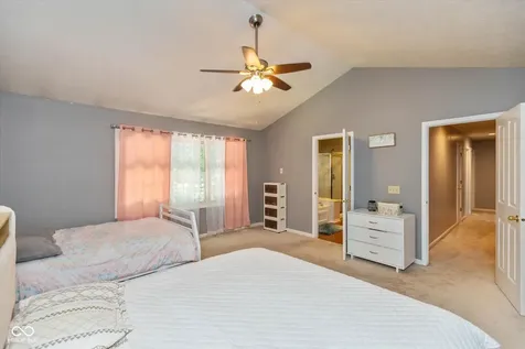 5118 Robinsrock Way Indianapolis IN 46268