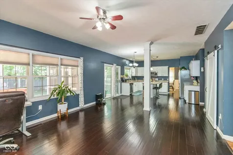 5118 Robinsrock Way Indianapolis IN 46268