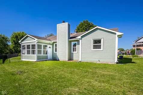 1667 Park Castle Way Indianapolis IN 46229