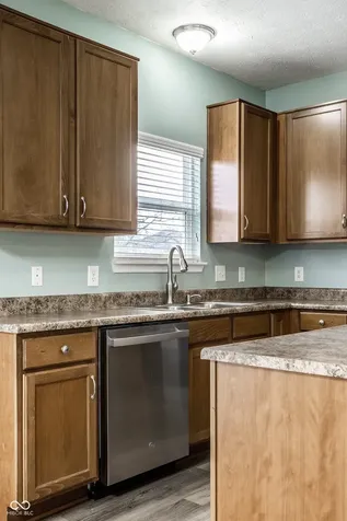 12435 Schoolhouse Road Fishers IN 46037