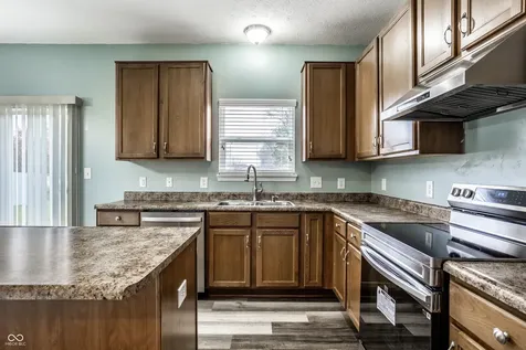 12435 Schoolhouse Road Fishers IN 46037