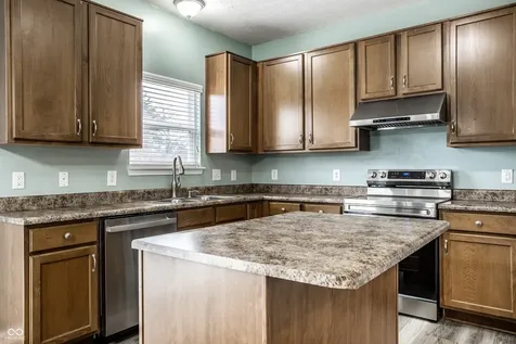 12435 Schoolhouse Road Fishers IN 46037