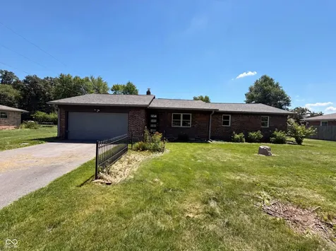 2883 S Wollenweber Road New Palestine IN 46163