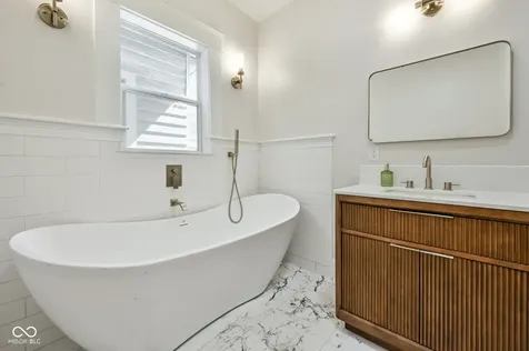 2940 Highland Place Indianapolis IN 46208