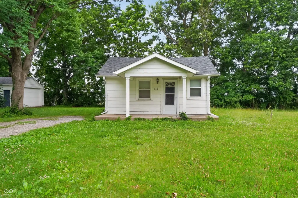 312 S Fenton Avenue Indianapolis IN 46219