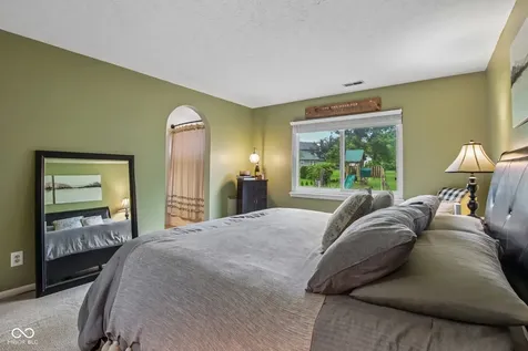 12428 Winding Creek Lane Indianapolis IN 46236
