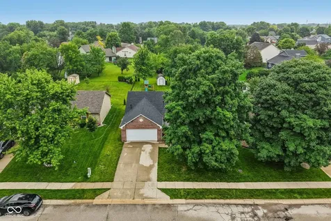 12428 Winding Creek Lane Indianapolis IN 46236