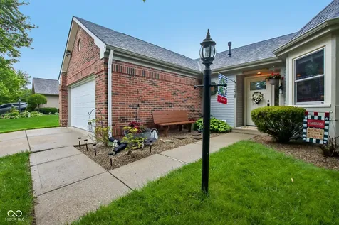12428 Winding Creek Lane Indianapolis IN 46236