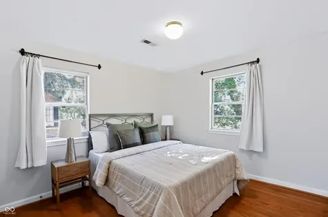 5614 Rosslyn Avenue Indianapolis IN 46220
