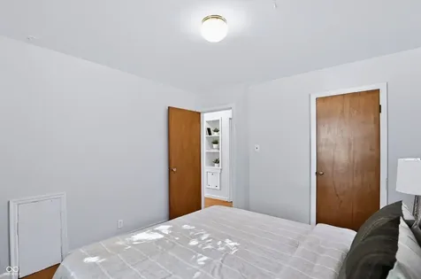 5614 Rosslyn Avenue Indianapolis IN 46220