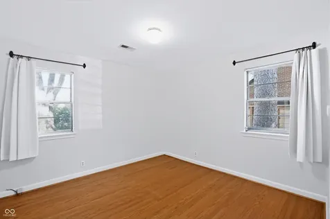 5614 Rosslyn Avenue Indianapolis IN 46220