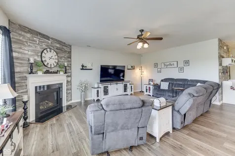 10441 Oxer Drive Fishers IN 46040