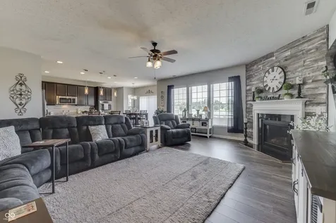 10441 Oxer Drive Fishers IN 46040