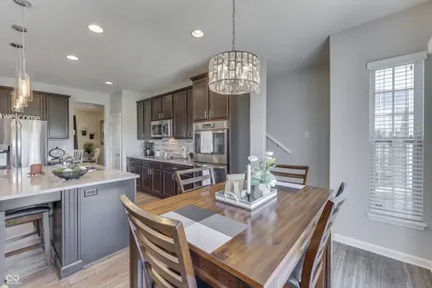 10441 Oxer Drive Fishers IN 46040