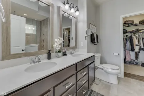 10441 Oxer Drive Fishers IN 46040
