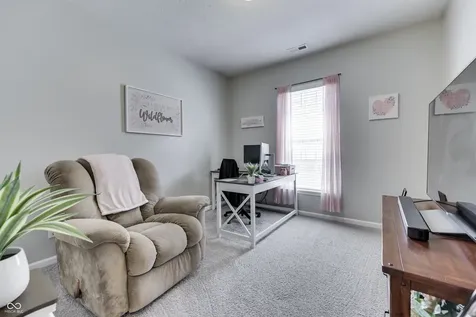 10441 Oxer Drive Fishers IN 46040