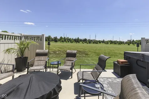 10441 Oxer Drive Fishers IN 46040