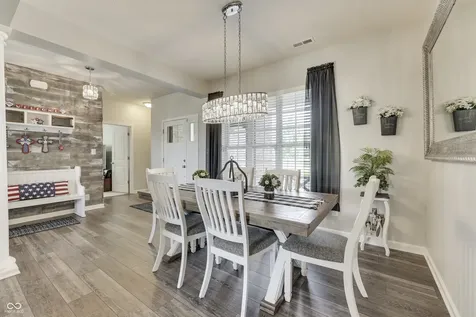 10441 Oxer Drive Fishers IN 46040