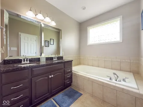 1233 Rosewood Lane Mooresville IN 46158