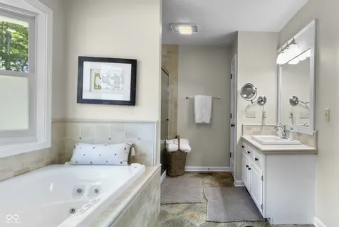 11135 Clarkston Zionsville IN 46077