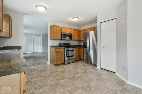 1804 Feather Reed Lane Greenwood IN 46143