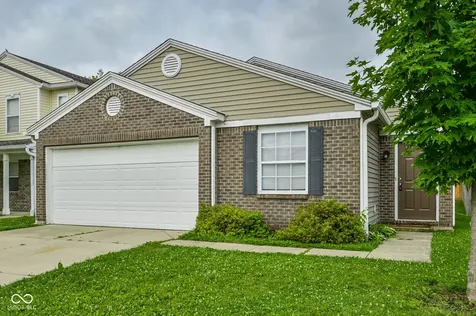 1804 Feather Reed Lane Greenwood IN 46143