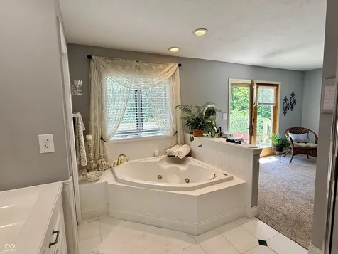 2576 S Glen Cove Martinsville IN 46151