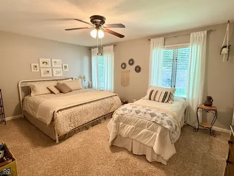 2576 S Glen Cove Martinsville IN 46151