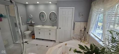 2576 S Glen Cove Martinsville IN 46151