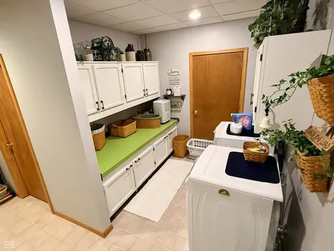 2576 S Glen Cove Martinsville IN 46151