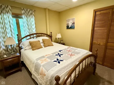 2576 S Glen Cove Martinsville IN 46151