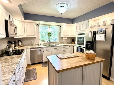 2576 S Glen Cove Martinsville IN 46151