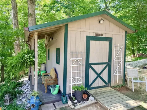 2576 S Glen Cove Martinsville IN 46151