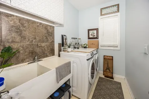 5889 Pebblestream Drive Carmel IN 46033