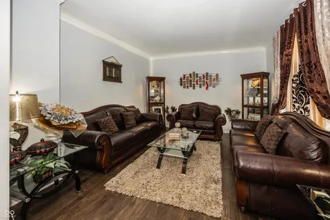 5889 Pebblestream Drive Carmel IN 46033
