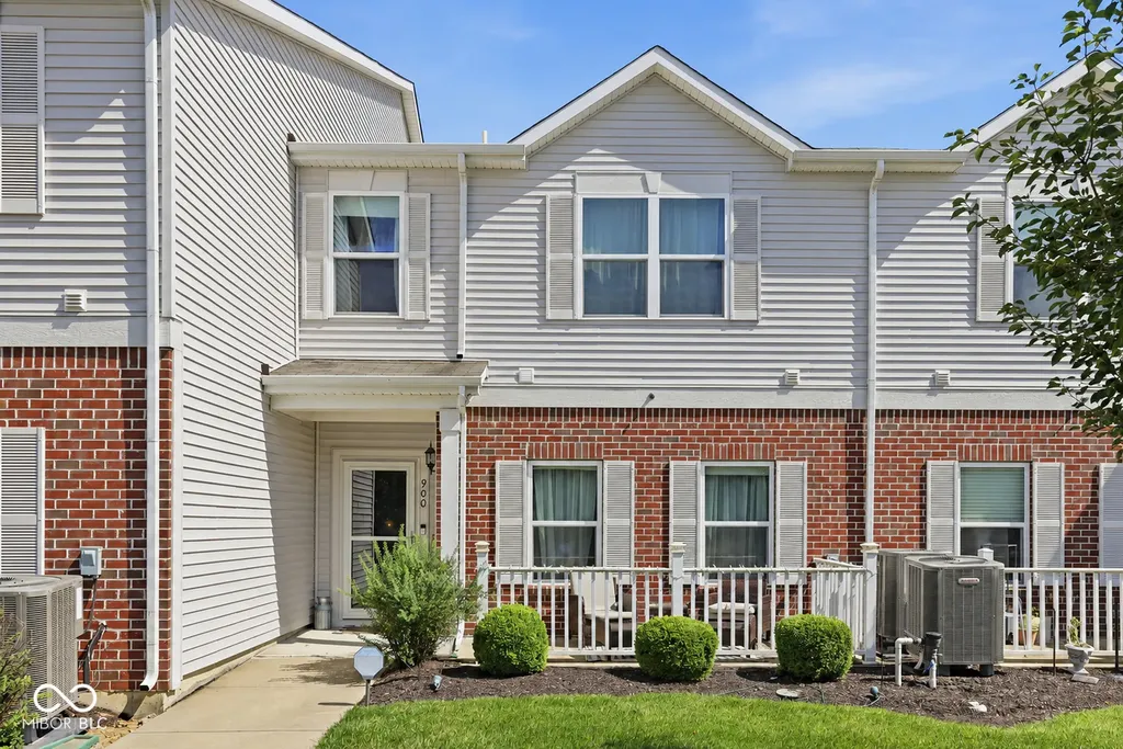12075 Scoria Drive Fishers IN 46038