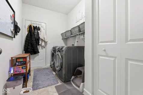 12075 Scoria Drive Fishers IN 46038